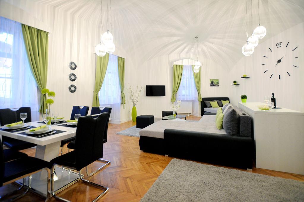 Varkapitany Apartman إغير المظهر الخارجي الصورة