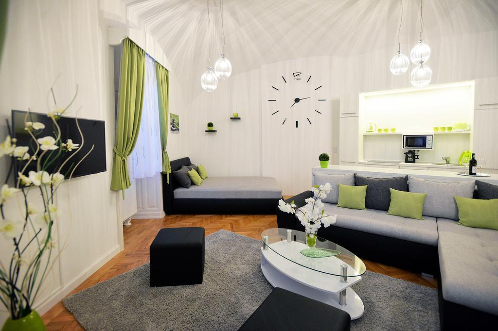 Varkapitany Apartman إغير المظهر الخارجي الصورة