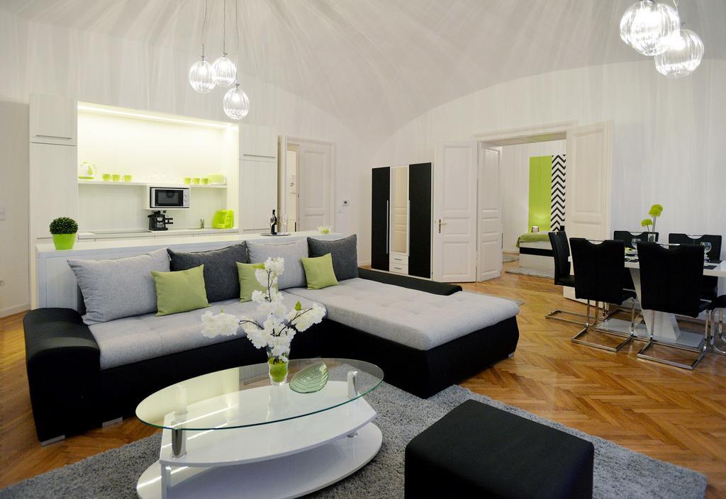 Varkapitany Apartman إغير المظهر الخارجي الصورة