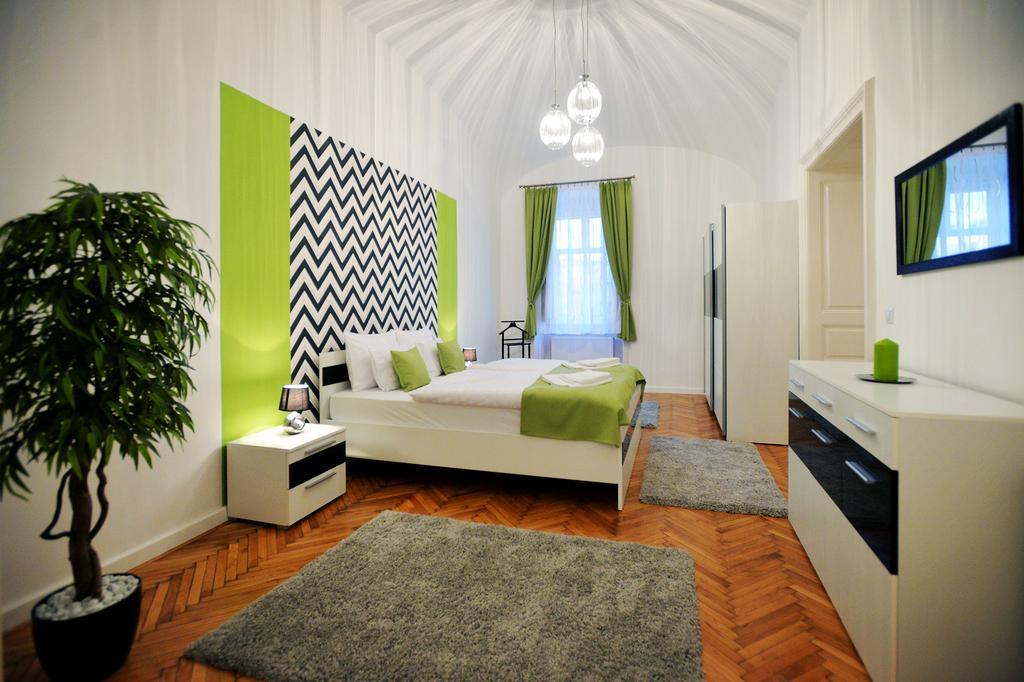 Varkapitany Apartman إغير المظهر الخارجي الصورة